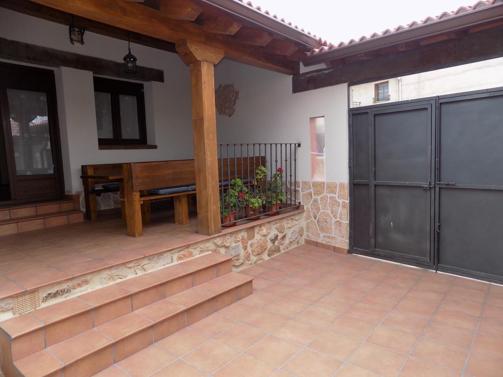 Casas Rurales Las Eras III Ayllón Kültér fotó